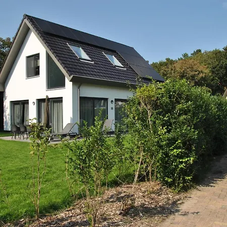 Holiday home Comfortable In Texel With Sauna Westermient
